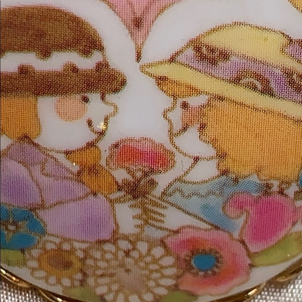Lovely vintage hallmark valentines brooch